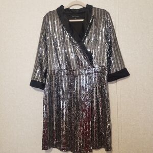 INC INTERNATIONAL CONCEPTS  TUXEDO DRESS SILVER-BLACK SIZE:XL